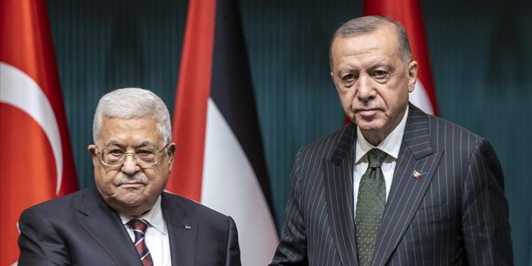 Cumhurbaşkanı Erdoğan, Filistin Devlet Başkanı Abbas ile telefonda görüştü