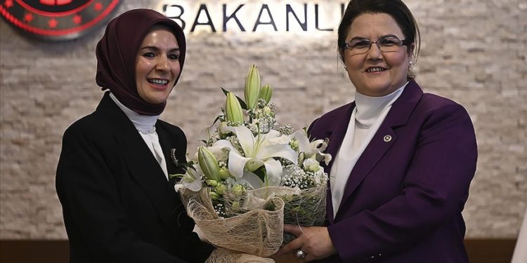 Aileyle ilgili çalışmalara ağırlık vereceğiz