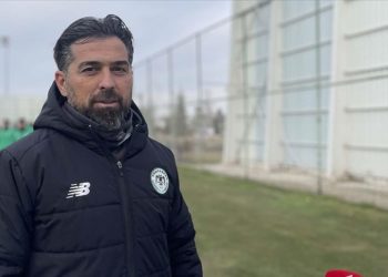 Süper Lig'e yükselen Çaykur Rizespor, İlhan Palut ile anlaştı