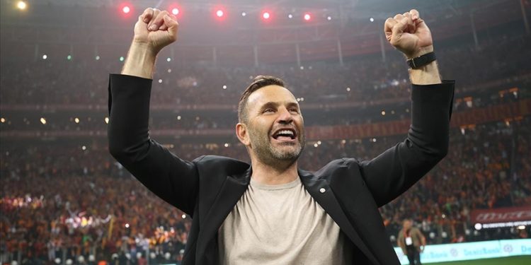 Galatasaray, Okan Buruk'un sözleşmesindeki 1 yıl uzatma opsiyonunu kullandı