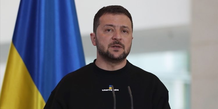 Ukrayna Devlet Başkanı Zelenskiy, Putin’in eski gücünü kaybettiğini düşünüyor