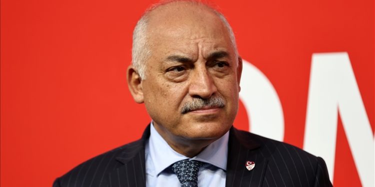 “Futbolun ekonomisi ve sürdürülebilirlik açısından büyük bir sıkıntı var”