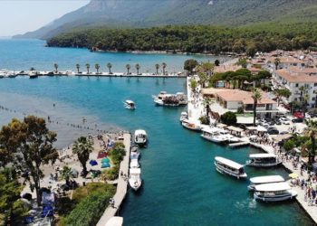 Muğla sahillerinde bayramın ikinci gününde de yoğunluk yaşandı