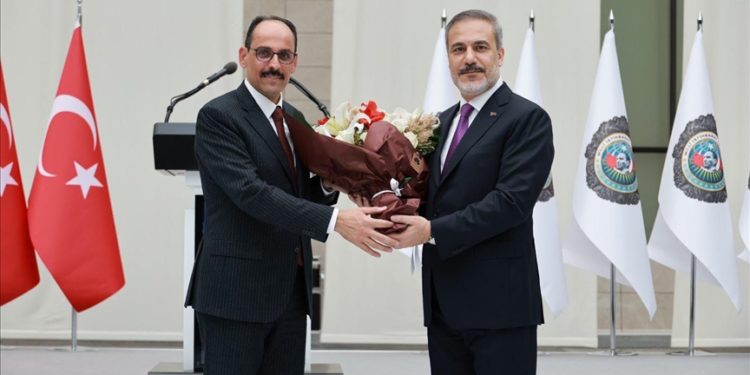 MİT Başkanlığında devir teslim