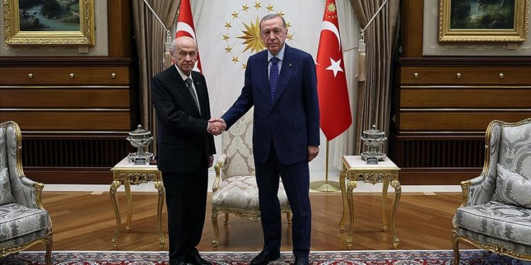 Cumhurbaşkanı Erdoğan, MHP Genel Başkanı Bahçeli'yi kabul etti