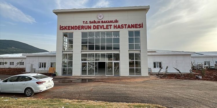 İskenderun Acil Durum Hastanesi inşasında sona yaklaşıldı