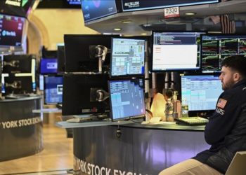 Küresel piyasalar merkez bankaları haftasına temkinli başladı