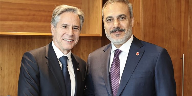 Dışişleri Bakanı Fidan, ABD'li mevkidaşı Blinken ile telefonda görüştü