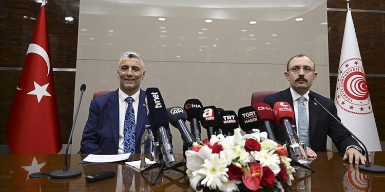 Bakan Bolat: Fiyat istikrarını sağlamak önceliğimizdir