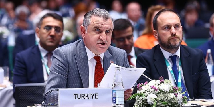 Gençlik ve Spor Bakanı Osman Aşkın Bak: Kapsayıcı spor projeleri gerçekleştiriyoruz
