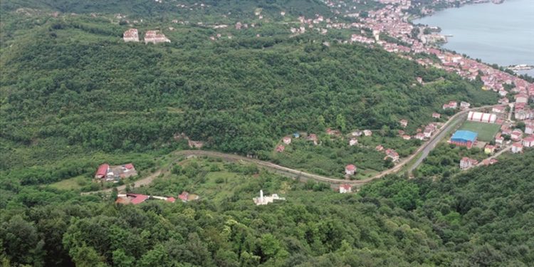 "Sakin şehir" Perşembe'de rehabilite edilen çöp sahası seyir terasına dönüştürüldü