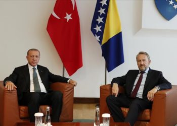 Cumhurbaşkanı Erdoğan, Bosna Hersek SDA Başkanı İzzetbegoviç ile telefonda görüştü