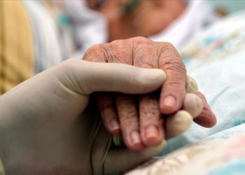 80 yaş üstü bireyler doğrudan “evde sağlık” hizmetinden yararlanabilecek