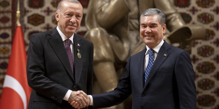 Cumhurbaşkanı Erdoğan, Türkmenistan Devlet Başkanı Berdimuhammedov ile telefonda görüştü