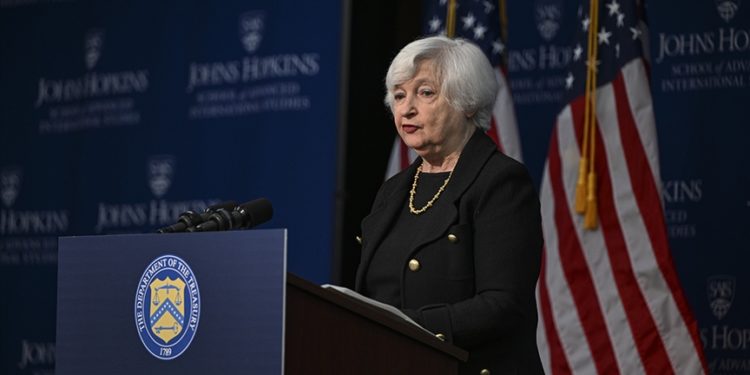 Ekonomimiz düşünülenden daha dirençli olduğunu kanıtladı