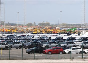 AB, 158 milyar avroluk otomobil ihraç etti