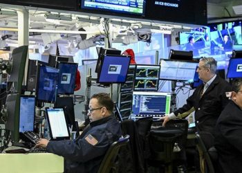 Küresel piyasalar haftaya düşük risk iştahıyla başladı