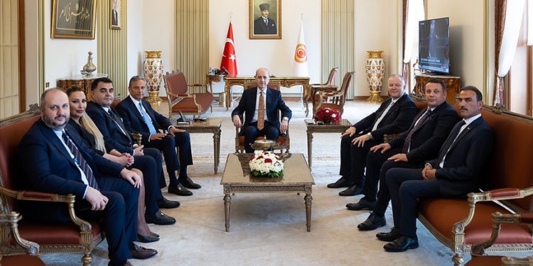 TBMM Başkanı Kurtulmuş, TÜRSAB heyetini kabul etti