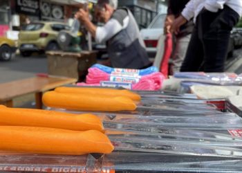 Ardahan'da bıçakçıların "Kurban Bayramı" mesaisi yoğunlaştı