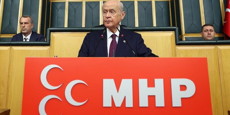 MHP ve Cumhur İttifakı devlet ve millet dengesini kuran bir anayasa için elini taşın altına koymaya hazırdır