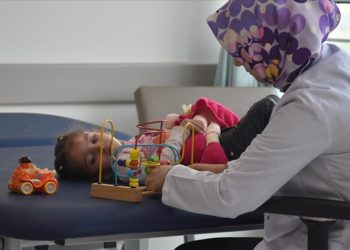 Selçuk Üniversitesi bünyesindeki merkezde serebral palsi hastası çocuklar hayata hazırlanıyor