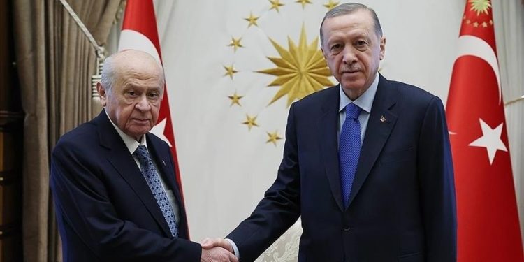 Cumhurbaşkanı Erdoğan'dan, MHP Genel Başkanı Bahçeli'ye teşekkür telefonu