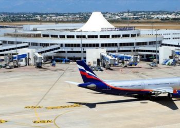 Antalya Havalimanı'nda yılın 6 ayındaki en yüksek uçuş rakamına ulaşıldı