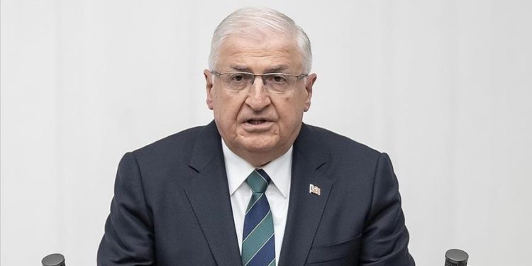 Milli Savunma Bakanı Güler, Ukraynalı mevkidaşı Reznikov ile telefonda görüştü