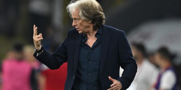 Fenerbahçe Teknik Direktörü Jorge Jesus: Bugünden itibaren Fenerbahçe'nin teknik direktörü değilim