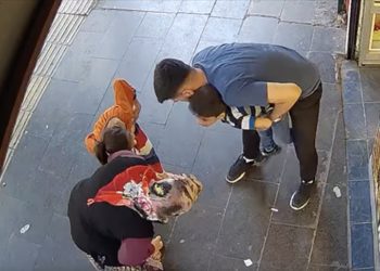 Diyarbakır'da soluk borusuna şeker kaçan çocuk Heimlich manevrasıyla kurtarıldı