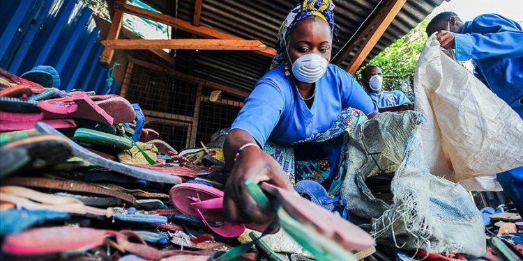 DSÖ, Afrika'da artan plastik kullanımına karşı uyardı
