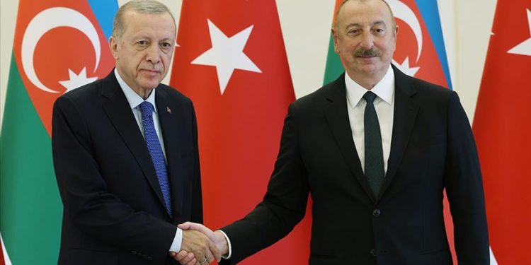 Cumhurbaşkanı Erdoğan, Azerbaycan Cumhurbaşkanı Aliyev ile telefonda görüştü