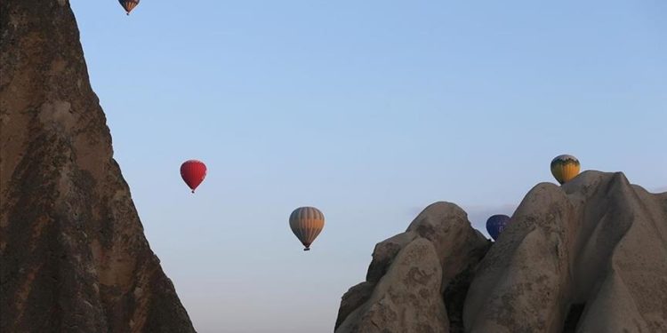 Kapadokya'nın balonları yarından itibaren Sırbistan'da havalanacak