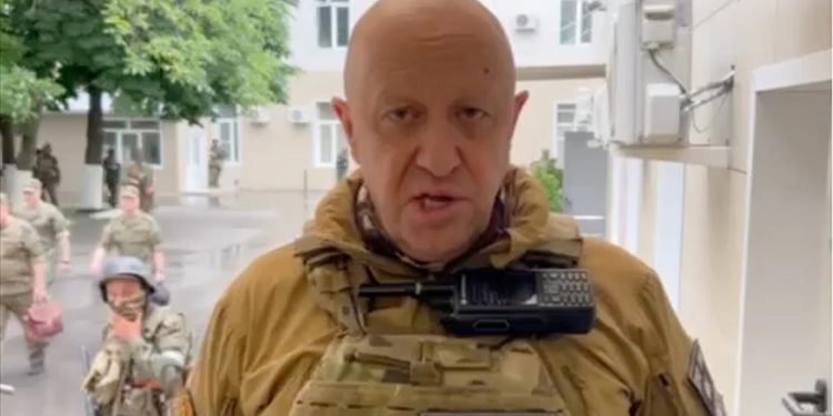 Wagner'in kurucusu Prigojin: Konvoylarımızı geri çeviriyor ve saha kamplarına geri dönüyoruz