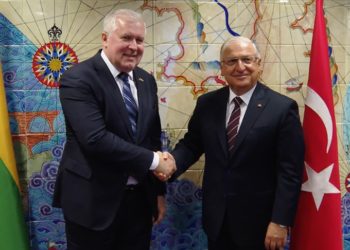 Milli Savunma Bakanı Güler, Litvanya Savunma Bakanı Anusauskas ile görüştü