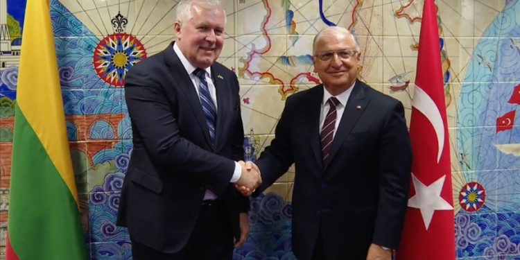 Milli Savunma Bakanı Güler, Litvanya Savunma Bakanı Anusauskas ile görüştü