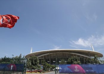 Atatürk Olimpiyat Stadı, UEFA Şampiyonlar Ligi finalini bekliyor