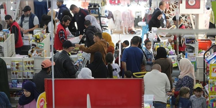 Küresel ticaret büyümesi toparlandı ancak görünüm zayıf
