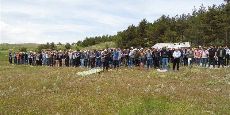 Çankırı'nın Orta ilçesinde 556 yıllık yağmur duası geleneği sürdürüldü