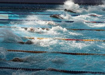 Milli yüzücü Tuncer Berk Ertürk, EYOF'ta altın madalya kazandı