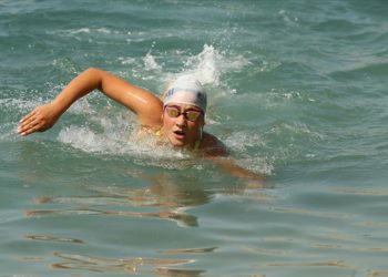 Manş Denizi’ni geçen Aysu Türkoğlu, şimdi Kuzey Kanalı’nı geçmeye hazırlanıyor