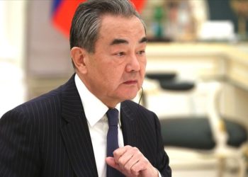 Çin’in kıdemli diplomatı Vang’a göre, sınır anlaşmazlıkları Hindistan ile ilişkileri belirlememeli