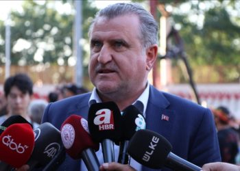 Gençlik ve Spor Bakanı Bak: Milletimiz yağlı güreşi seviyor