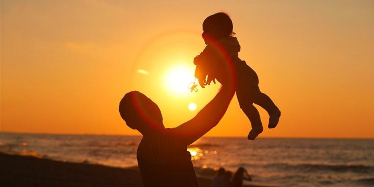 Tek çocuk sahibi olma eğilimi yeni aile tiplerine yol açacak