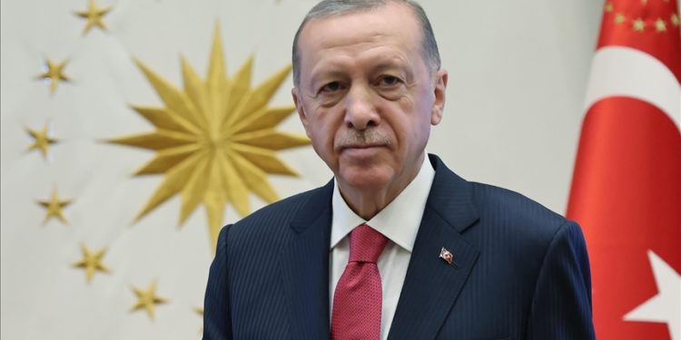 Cumhurbaşkanı Erdoğan, Çekya Cumhurbaşkanı Petr Pavel ile telefonda görüştü