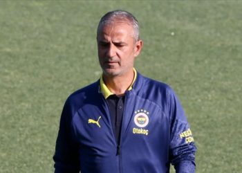 Fenerbahçe, İsmail Kartal ile 1 yıllık sözleşme imzalandığını KAP'a bildirdi