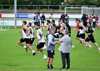 Beşiktaş, Tiran maçı öncesi UEFA'ya kadro bildirimini yaptı
