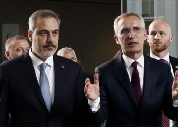 Dışişleri Bakanı Fidan, NATO Genel Sekreteri Stoltenberg ile telefonda görüştü