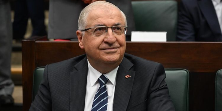 Milli Savunma Bakanı Güler,  Senegal, Kenya ve Gabon savunma bakanları ile görüştü