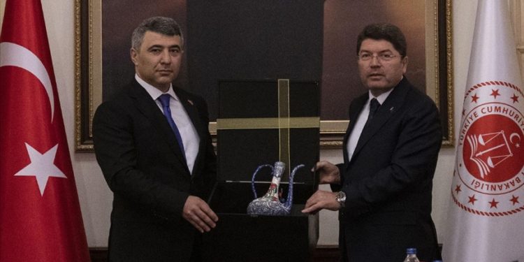 Adalet Bakanı Tunç, Azerbaycan Yüksek Mahkeme Başkanı Karimov'u kabul etti